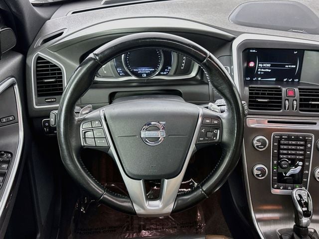 2015 Volvo XC60 T6 Platinum