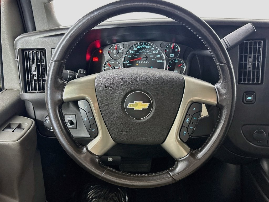 2017 Chevrolet Express Passenger 3500 LT