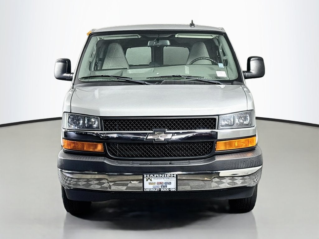 2017 Chevrolet Express Passenger 3500 LT