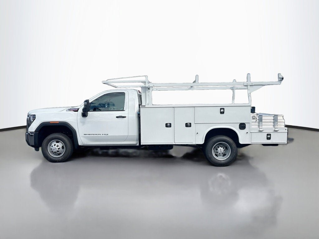 2026 GMC Sierra 3500 HD Chassis Cab Pro