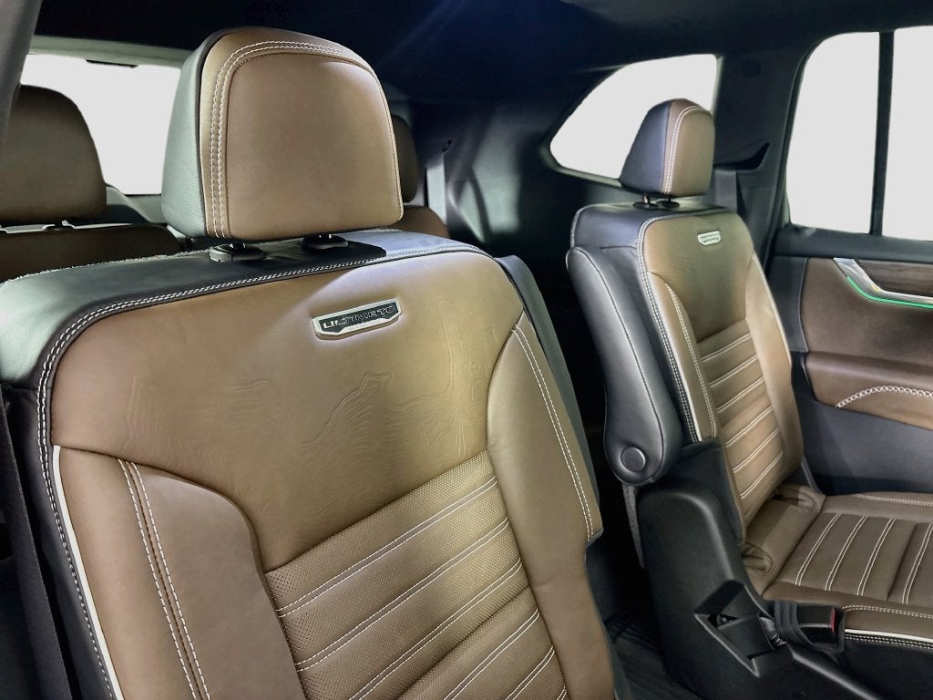 2027 GMC Acadia Denali Ultimate