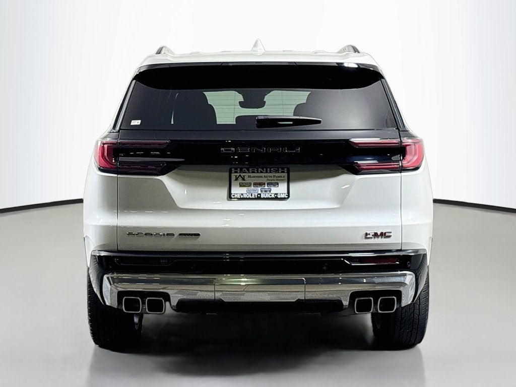 2024 GMC Acadia Denali