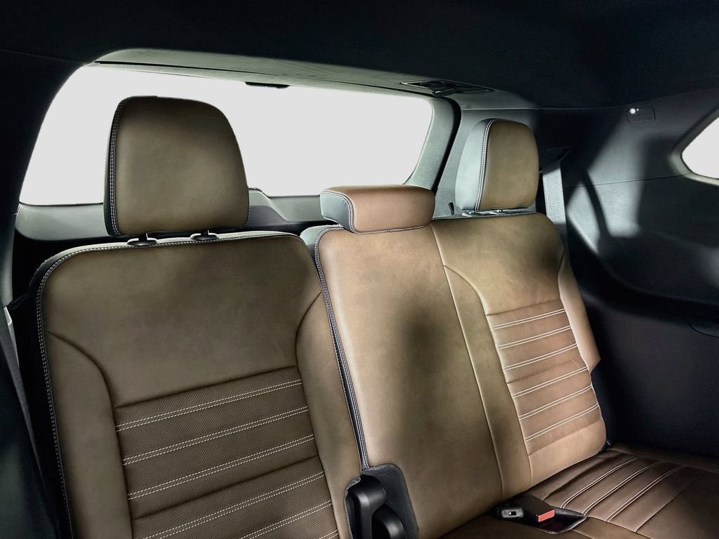 2026 GMC Acadia Denali Ultimate - Photo 28