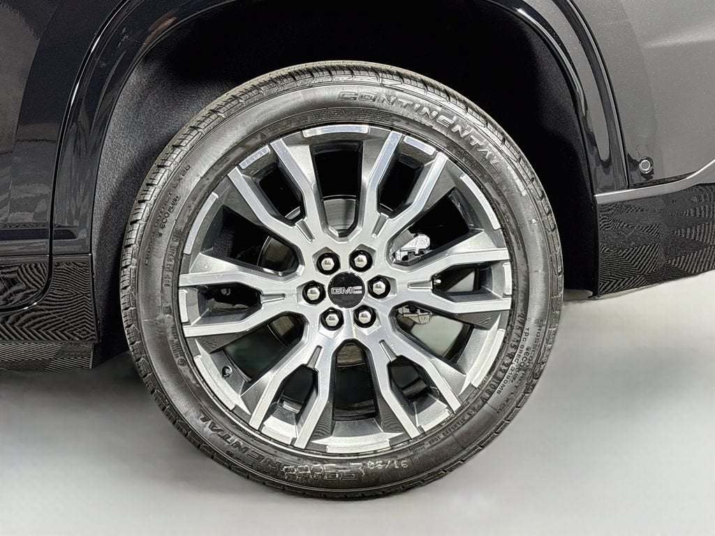 2026 GMC Acadia Denali Ultimate - Photo 33