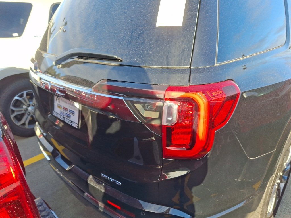 2022 GMC Acadia Denali