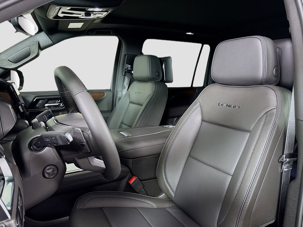 2026 GMC Yukon XL Denali - Photo 21