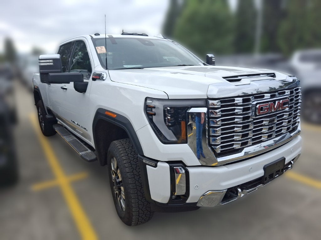 2024 GMC Sierra 3500 HD Denali