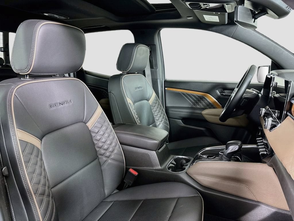 2024 GMC Canyon Denali