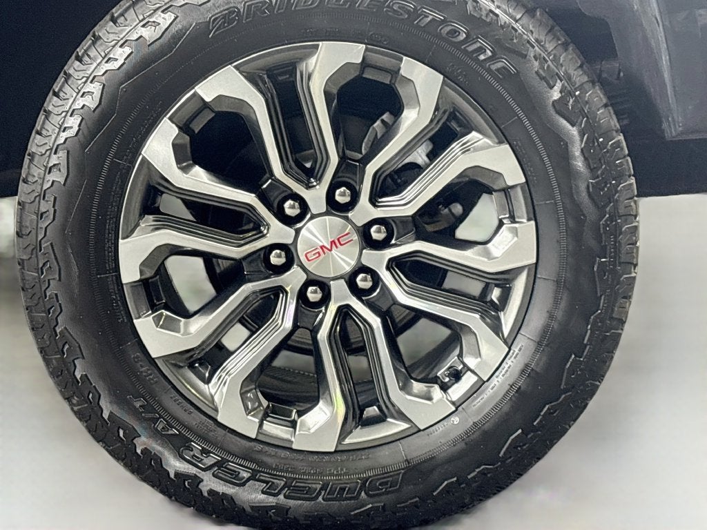 2024 GMC Canyon Denali