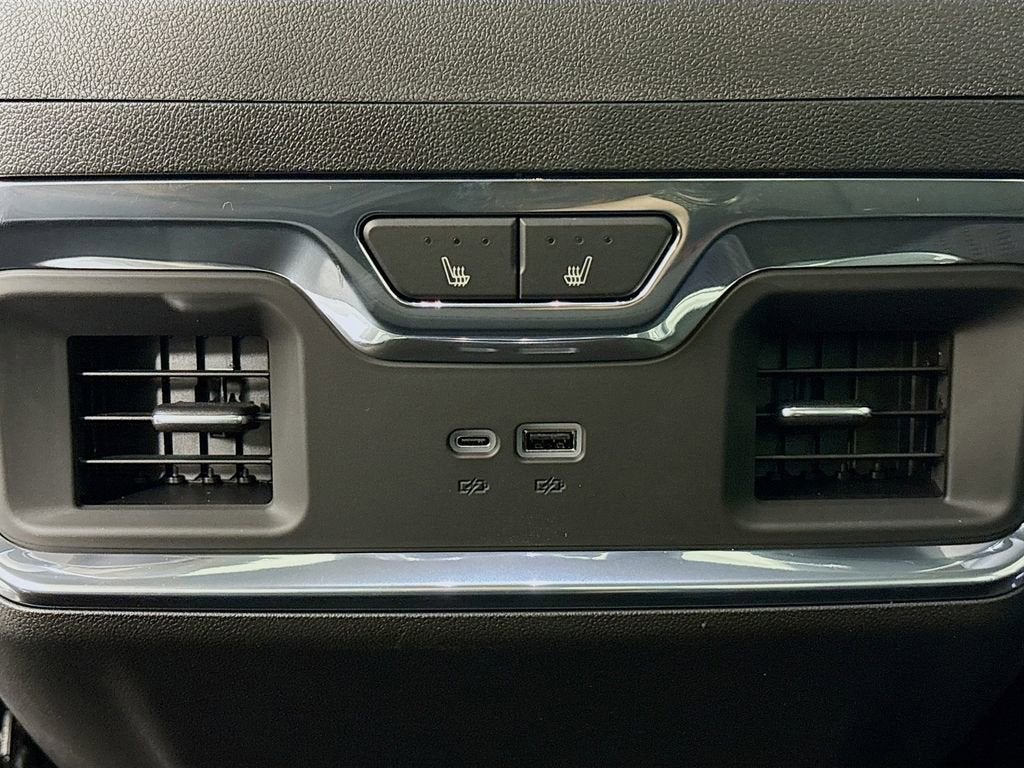2026 GMC Sierra 1500 SLT - Photo 26