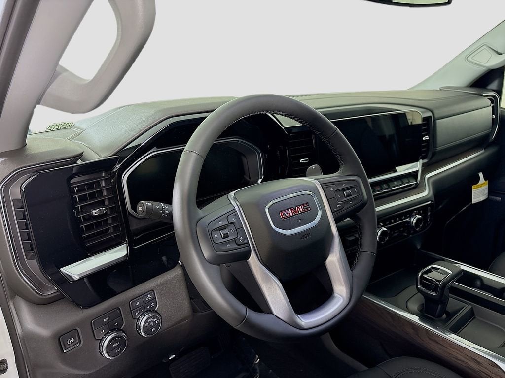 2026 GMC Sierra 1500 SLT - Photo 9