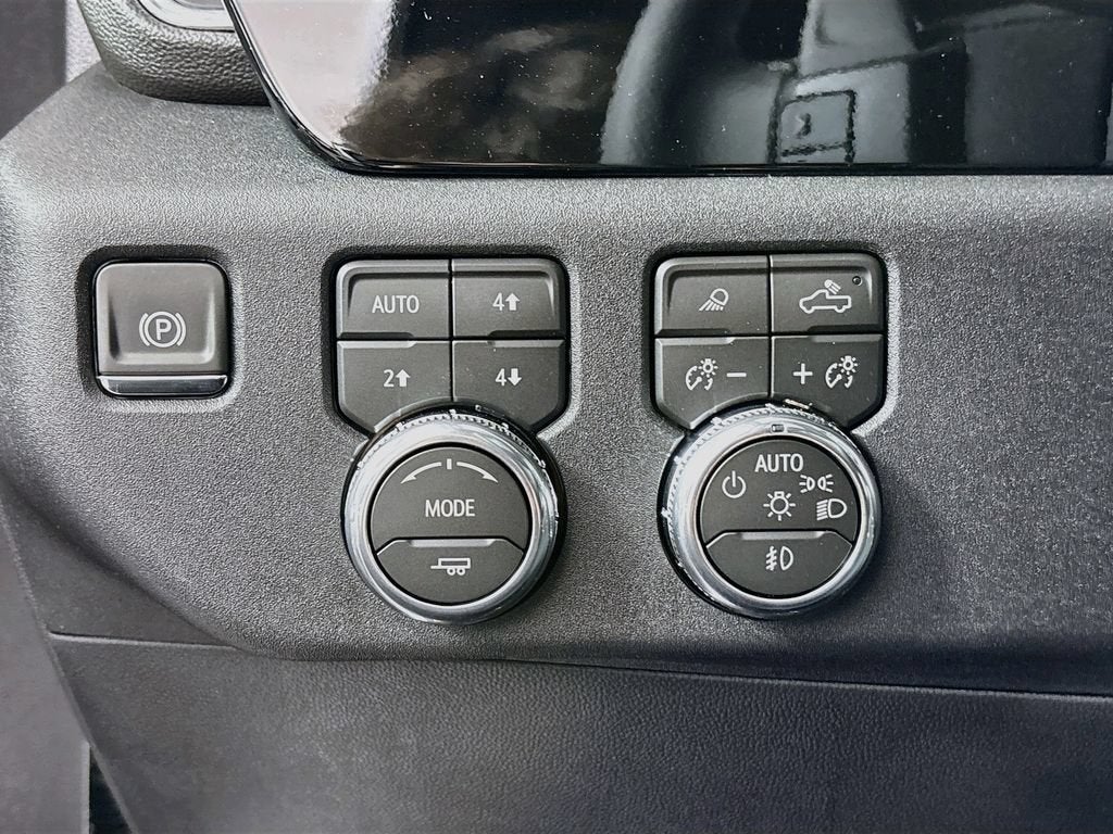 2026 GMC Sierra 1500 SLT - Photo 10