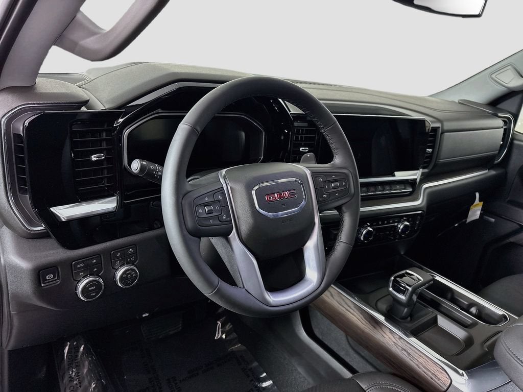 2026 GMC Sierra 1500 SLT - Photo 9