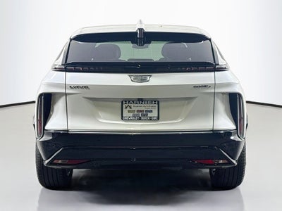 2024 Cadillac LYRIQ Luxury 2