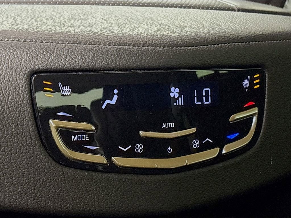 2020 Cadillac Escalade Platinum