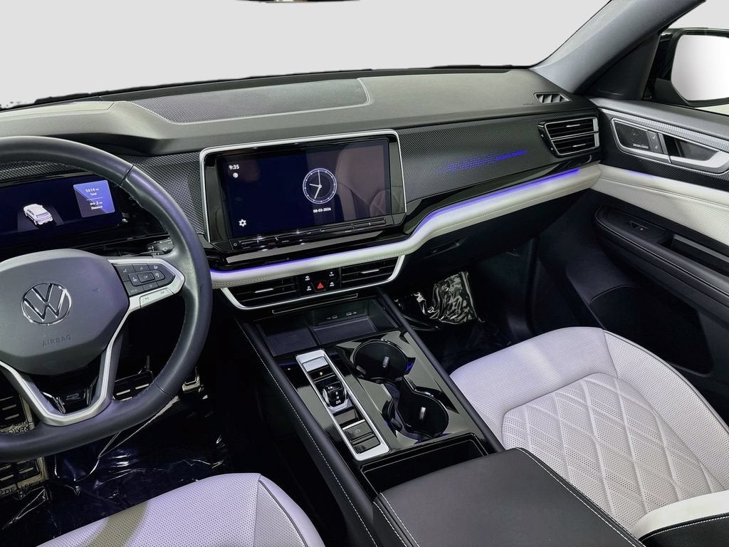 2024 Volkswagen Atlas Cross Sport 2.0T SEL Premium R-Line