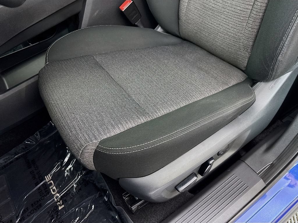 2022 Nissan Rogue SV Intelligent AWD