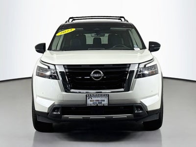2023 Nissan Pathfinder SL 4WD