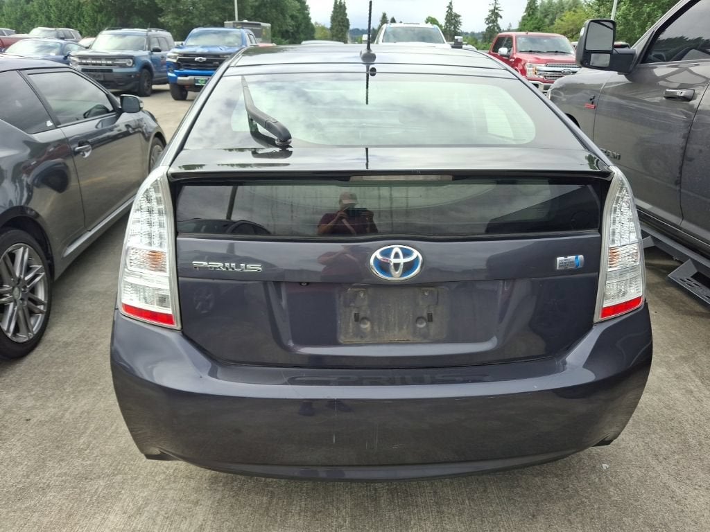 2010 Toyota Prius II