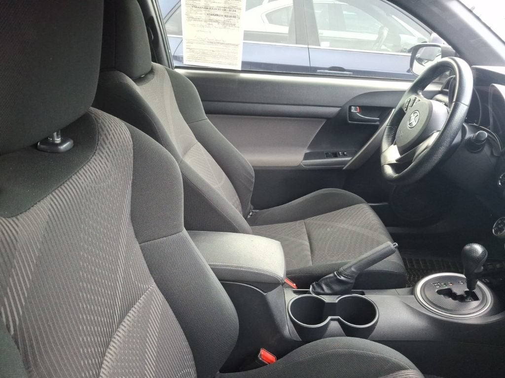 2013 Scion tC 2dr HB Man (Natl)
