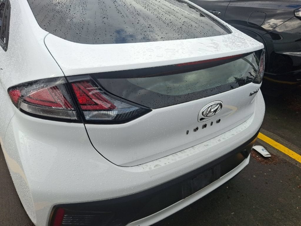 2022 Hyundai Ioniq Hybrid SEL