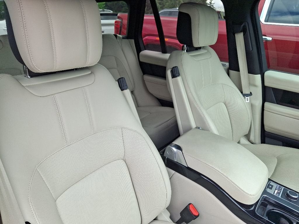 2020 Land Rover Range Rover P525 HSE