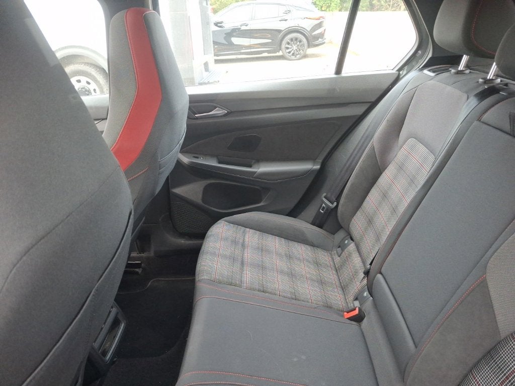 2024 Volkswagen Golf GTI 380 SE